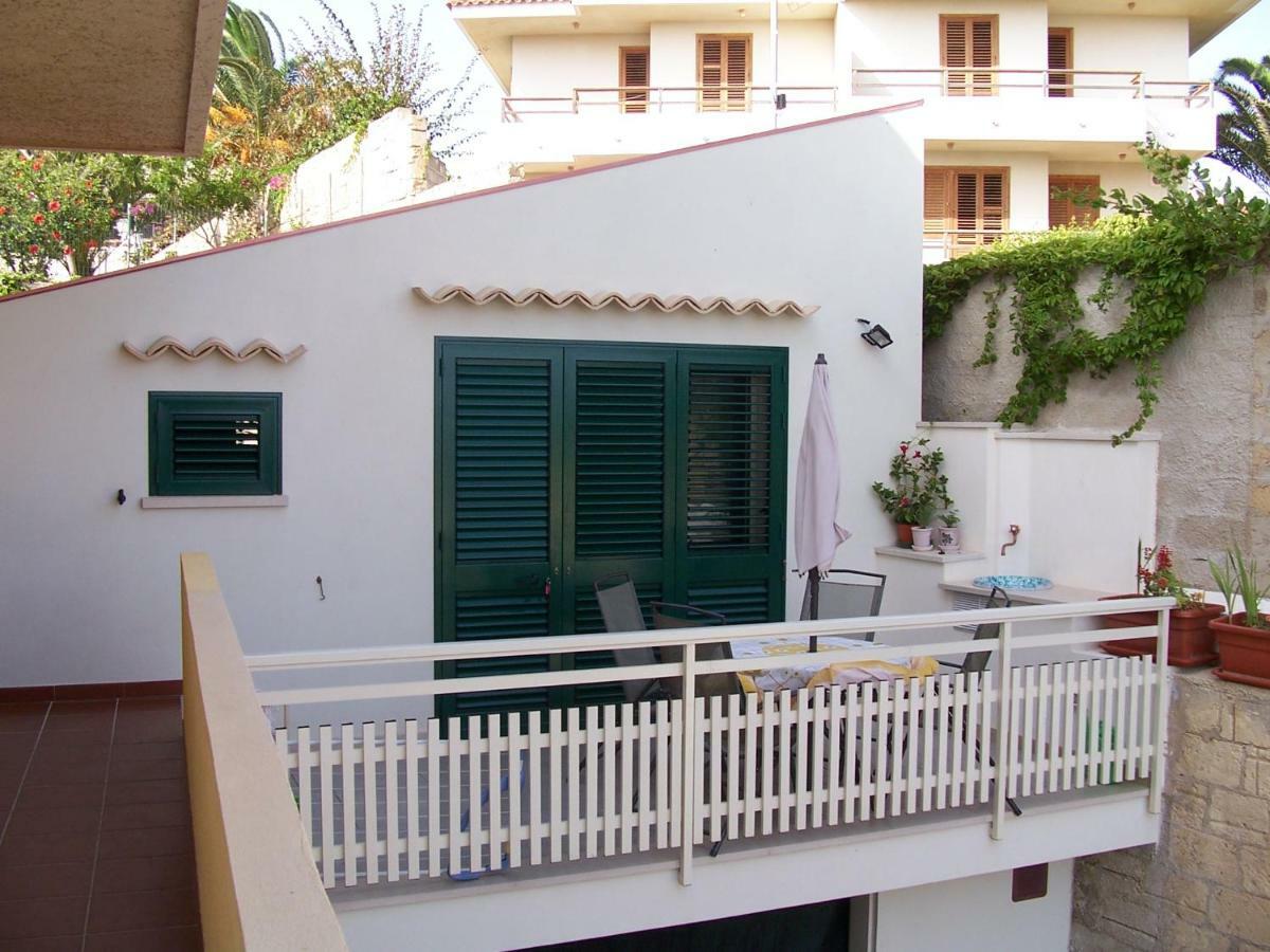 Villa Mare Addosso à Marina di Ragusa Extérieur photo
